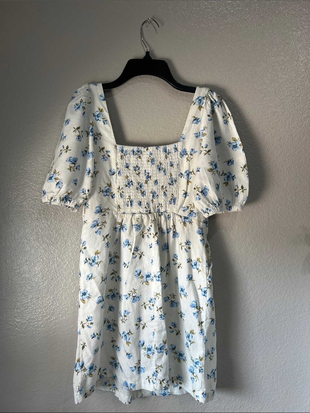 Old Navy White Mini Dress with Blue Floral Print Button Down Sz XS Summer Casual - Picture 8 of 9